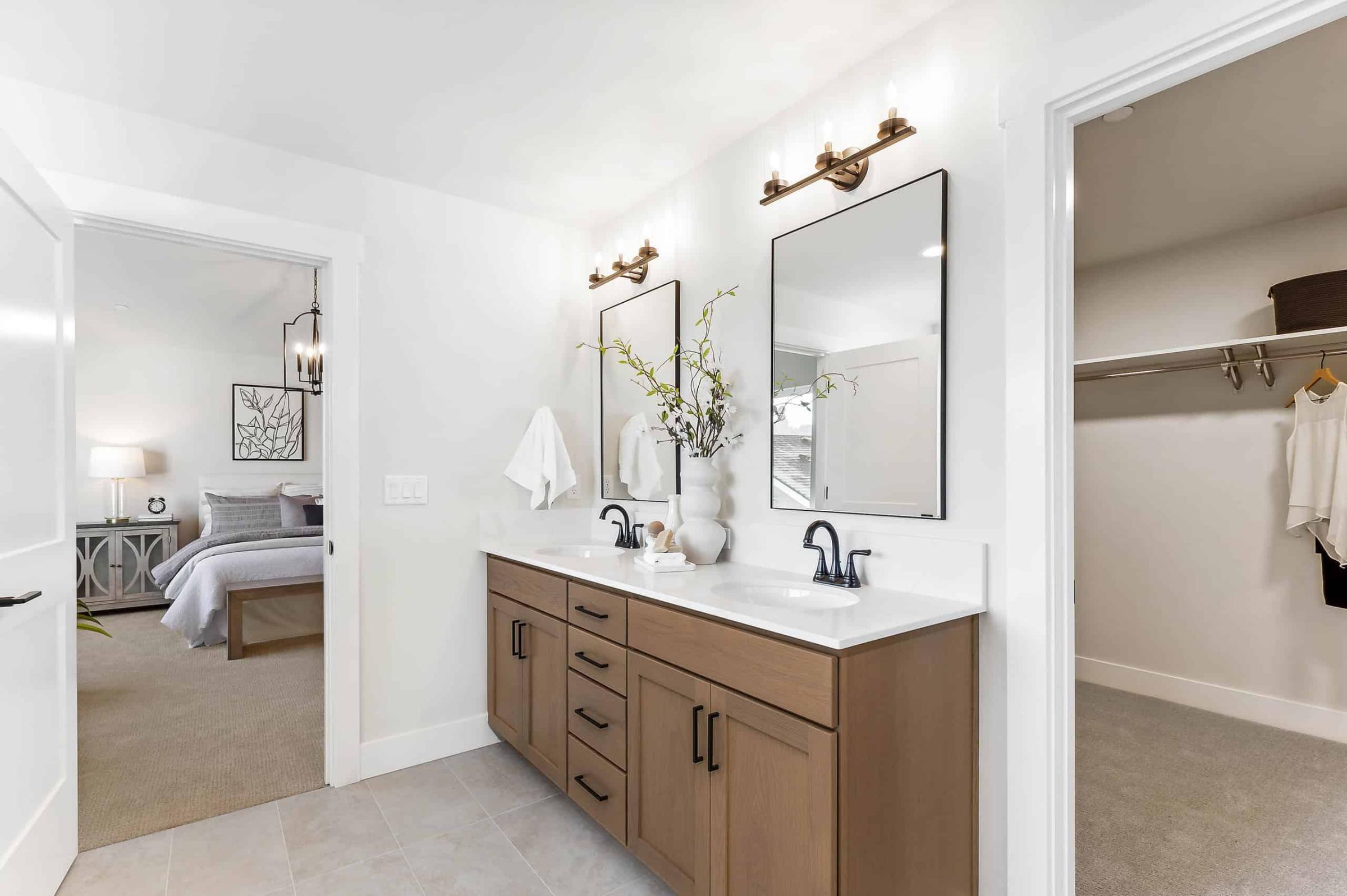 Sienna primary bathroom