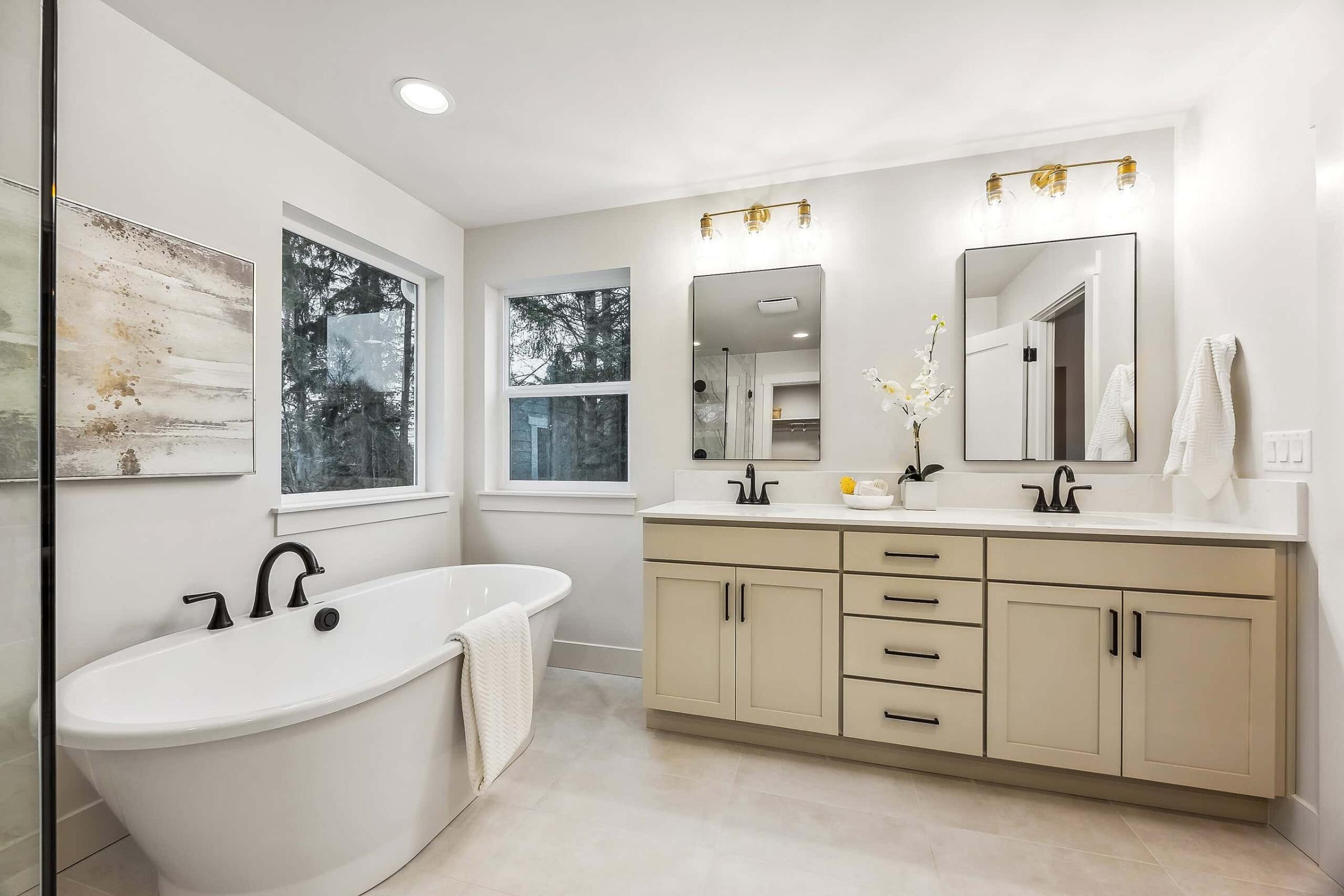 Shelton bathroom tub